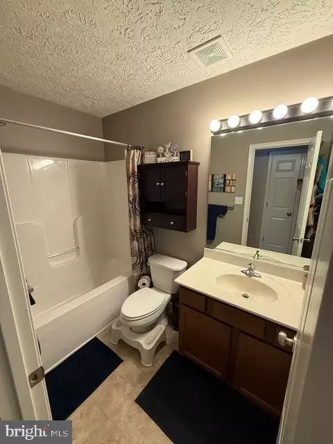 Bath - 13586 Darlenes Ct, Solomons, MD 20688 photo 3 of 3