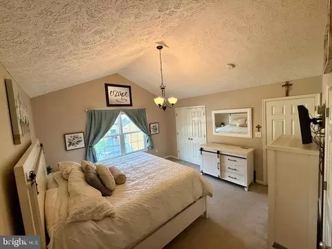 Bedroom - 13586 Darlenes Ct, Solomons, MD 20688 photo 2 of 4