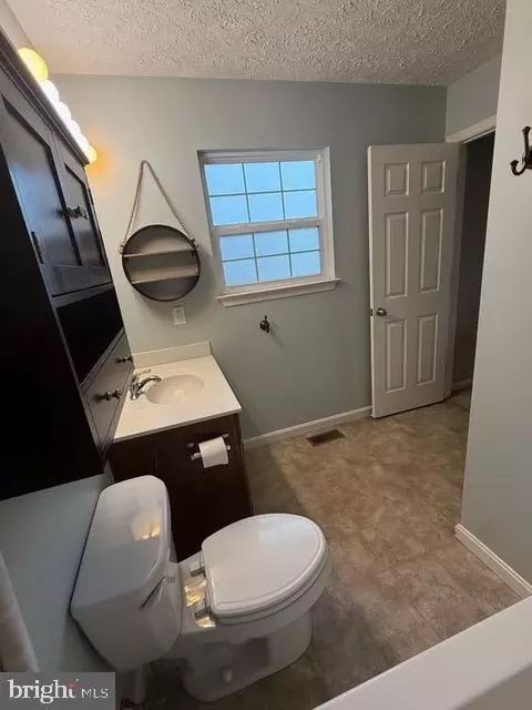 Bath - 13586 Darlenes Ct, Solomons, MD 20688 photo 2 of 3