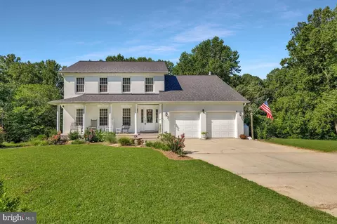 6530 Academy Dr, Owings, MD 20736
