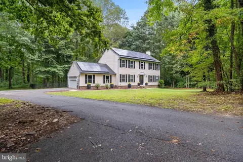 1745 Grays Rd, Port Republic, MD 20676