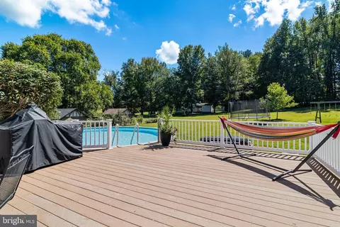 Exterior - 3408 Lyons Creek Rd, Dunkirk, MD 20754 photo 5 of 8