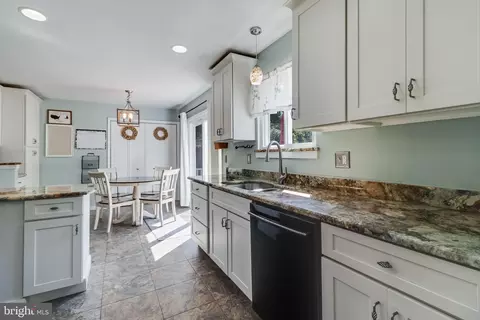 Kitchen - 3408 Lyons Creek Rd, Dunkirk, MD 20754 photo 6 of 6