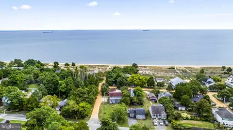 11015 Cedar Dr, Lusby, MD 20657