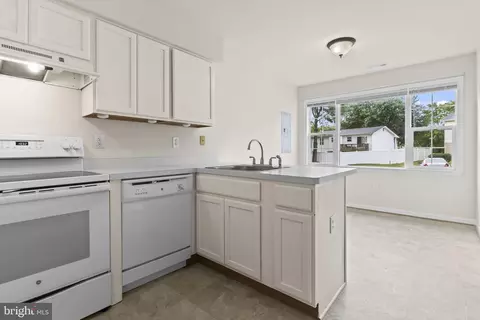 8536 F St, Chesapeake Beach, MD 20732