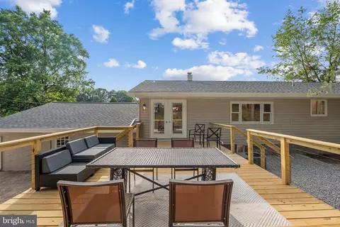 Exterior - 11207 Maplewood Dr, Dunkirk, MD 20754 photo 4 of 5