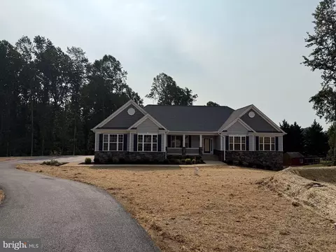 3625 Dustins Ln, Huntingtown, MD 20639