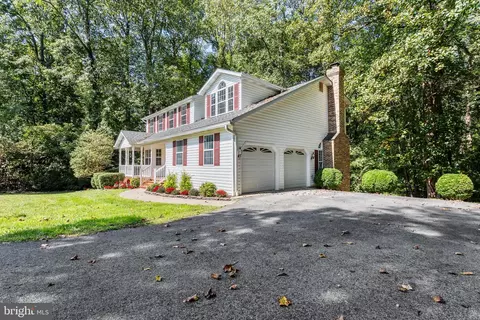3120 Queensberry Dr, Huntingtown, MD 20639