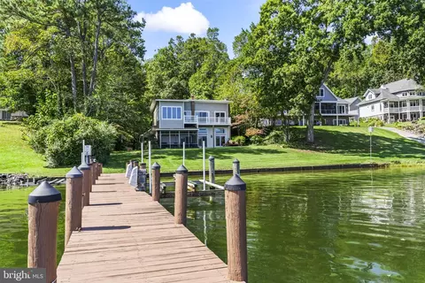 2037 Indian Cir, Saint Leonard, MD 20685