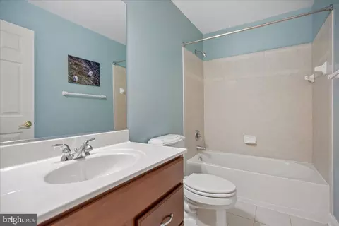 Bath - 217 Pelagic Ln, Solomons, MD 20688 photo 6 of 7