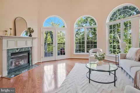 Living - 735 Runabout Loop #735, Solomons, MD 20688 photo 2 of 4