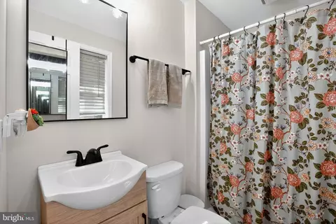 Bath - 8449 Pine Blvd, Lusby, MD 20657 photo 3 of 3