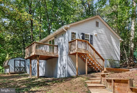 Exterior - 8449 Pine Blvd, Lusby, MD 20657 photo 4 of 6