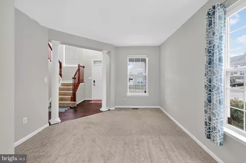 Entry Way - 49 Thoroughbred Dr, Prince Frederick, MD 20678 photo 2 of 5