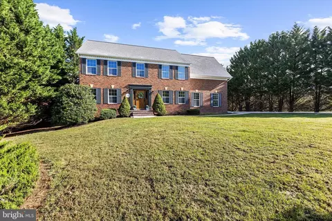 Exterior - 4045 Loving Dr, Dunkirk, MD 20754 photo 2 of 10