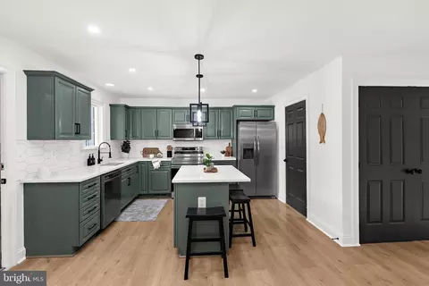Kitchen - 4045 Loving Dr, Dunkirk, MD 20754 photo 2 of 8