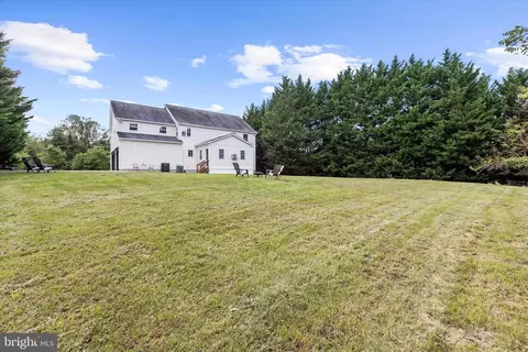 Exterior - 4045 Loving Dr, Dunkirk, MD 20754 photo 8 of 10