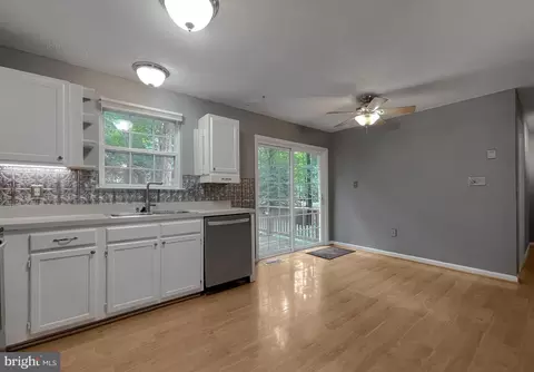 720 Willow Rd, Lusby, MD 20657 photo 11