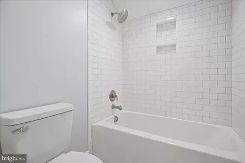 Bath - 206 Point Ln, Solomons, MD 20688 photo 6 of 6