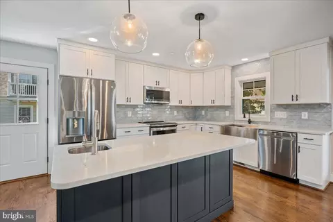 Kitchen - 206 Point Ln, Solomons, MD 20688 photo 2 of 7