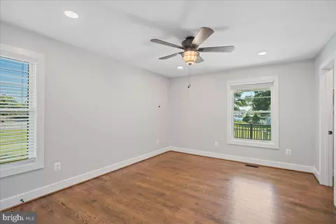 Bedroom - 206 Point Ln, Solomons, MD 20688 photo 1 of 7