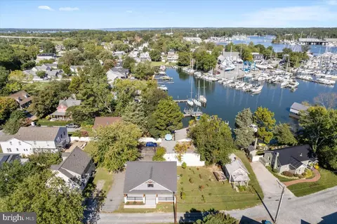 View/Area - 206 Point Ln, Solomons, MD 20688 photo 5 of 6