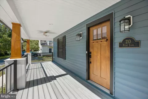 Exterior - 206 Point Ln, Solomons, MD 20688 photo 2 of 8