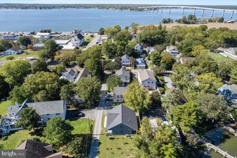 View/Area - 206 Point Ln, Solomons, MD 20688 photo 2 of 6