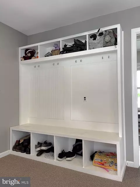 Entry Way - 3345 Ferry Landing Rd, Dunkirk, MD 20754 photo 3 of 10