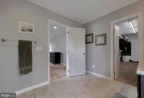 Entry Way - 3345 Ferry Landing Rd, Dunkirk, MD 20754 photo 9 of 10