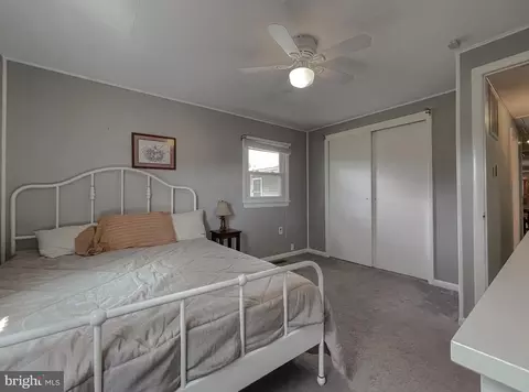 Bedroom - 3345 Ferry Landing Rd, Dunkirk, MD 20754 photo 7 of 8