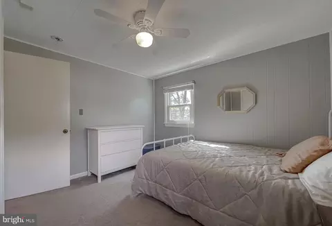 Bedroom - 3345 Ferry Landing Rd, Dunkirk, MD 20754 photo 8 of 8