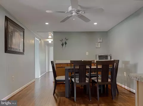 Entry Way - 3345 Ferry Landing Rd, Dunkirk, MD 20754 photo 4 of 10