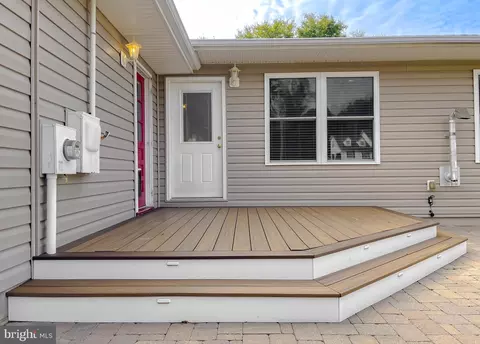 Exterior - 3345 Ferry Landing Rd, Dunkirk, MD 20754 photo 3 of 8