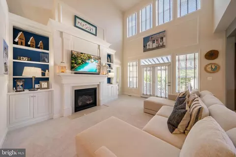 Living - 400 Shipyard, Solomons, MD 20688 photo 1 of 2