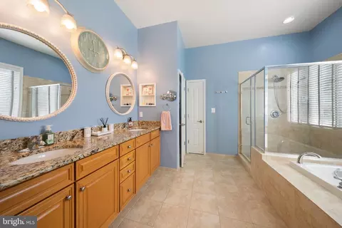 Bath - 400 Shipyard, Solomons, MD 20688 photo 5 of 8