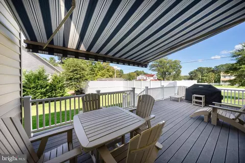 Exterior - 400 Shipyard, Solomons, MD 20688 photo 3 of 15
