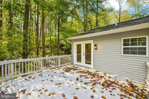 8815 Falling Leaf Dr, Owings, MD 20736 photo 10