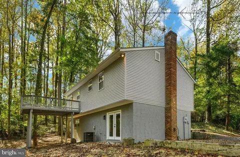 8815 Falling Leaf Dr, Owings, MD 20736 photo 39