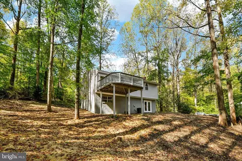 8815 Falling Leaf Dr, Owings, MD 20736 photo 38