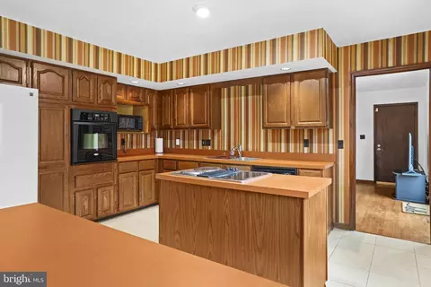 520 E Chesapeake Beach Rd, Owings, MD 20736 photo 9
