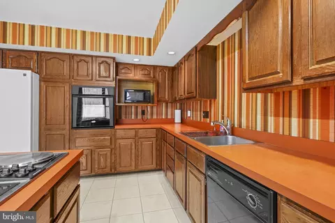 520 E Chesapeake Beach Rd, Owings, MD 20736 photo 10