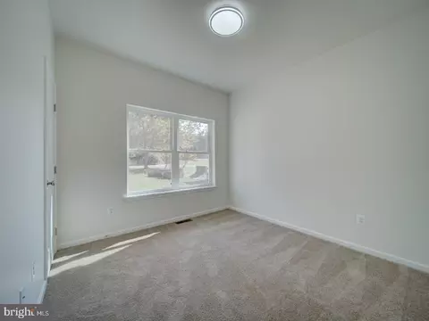 Bedroom - 12855 Mccready Rd, Lusby, MD 20657 photo 4 of 8