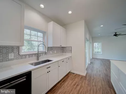 Kitchen - 12855 Mccready Rd, Lusby, MD 20657 photo 6 of 6
