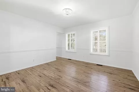 9655 Tara Dr, Dunkirk, MD 20754 photo 10