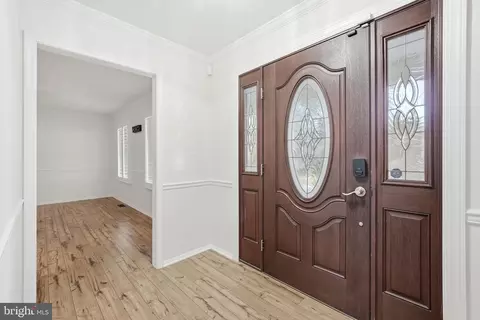 9655 Tara Dr, Dunkirk, MD 20754 photo 5