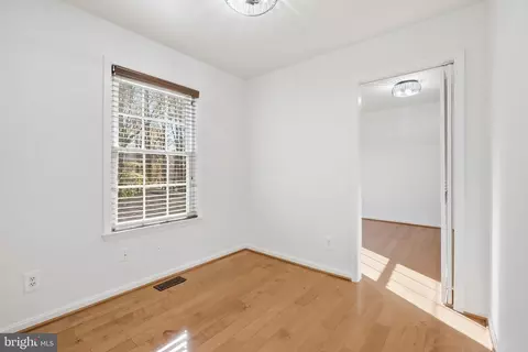 9655 Tara Dr, Dunkirk, MD 20754 photo 28