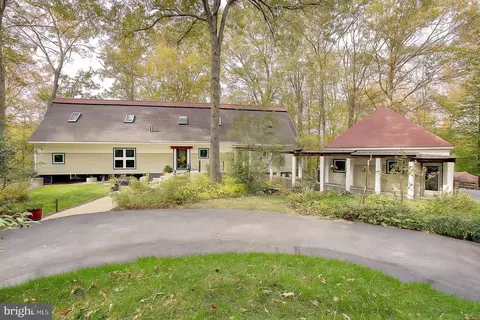 4950 Hardesty Rd, Huntingtown, MD 20639