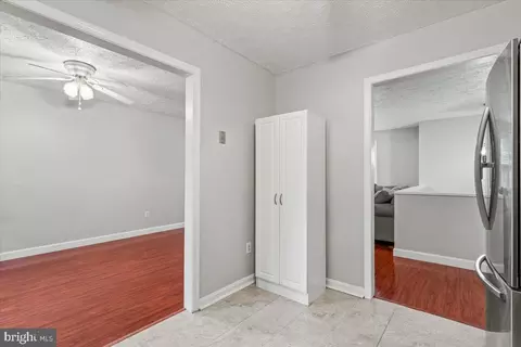 Entry Way - 232 Thunderbird Dr, Lusby, MD 20657 photo 3 of 4