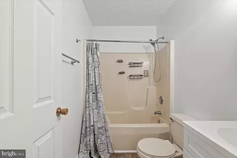Bath - 232 Thunderbird Dr, Lusby, MD 20657 photo 1 of 2